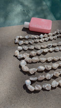 Load image into Gallery viewer, Mentally In Hawaii Pearl Necklace
